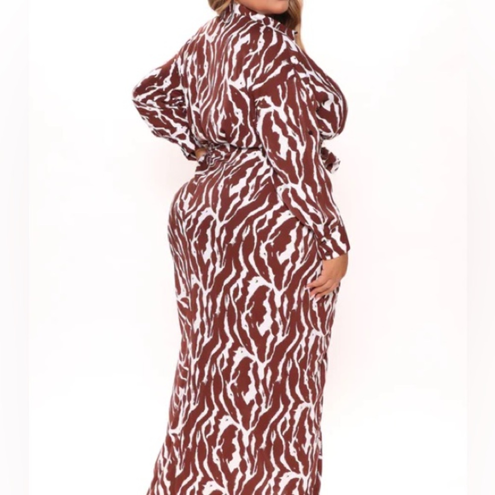Plus Size Brown & White Animal Print Tie-Waist Maxi Dress - Picture 2 of 4